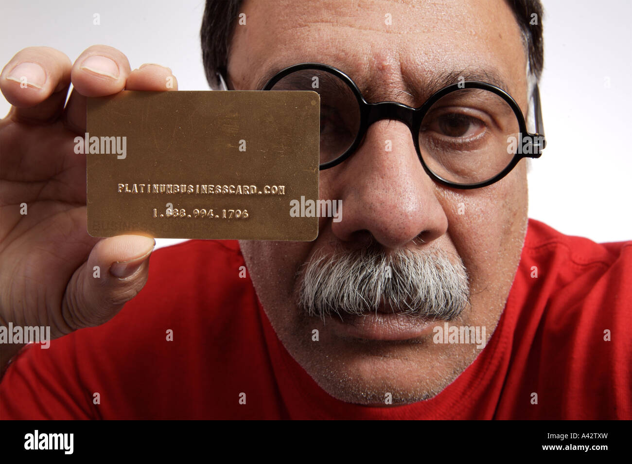 blank sign blank card holding Stock Photo Alamy