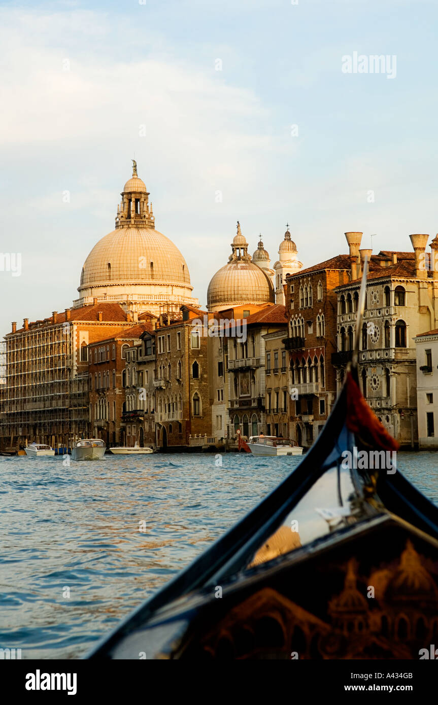 Sunset gondola ride venice hi-res stock photography and images - Alamy