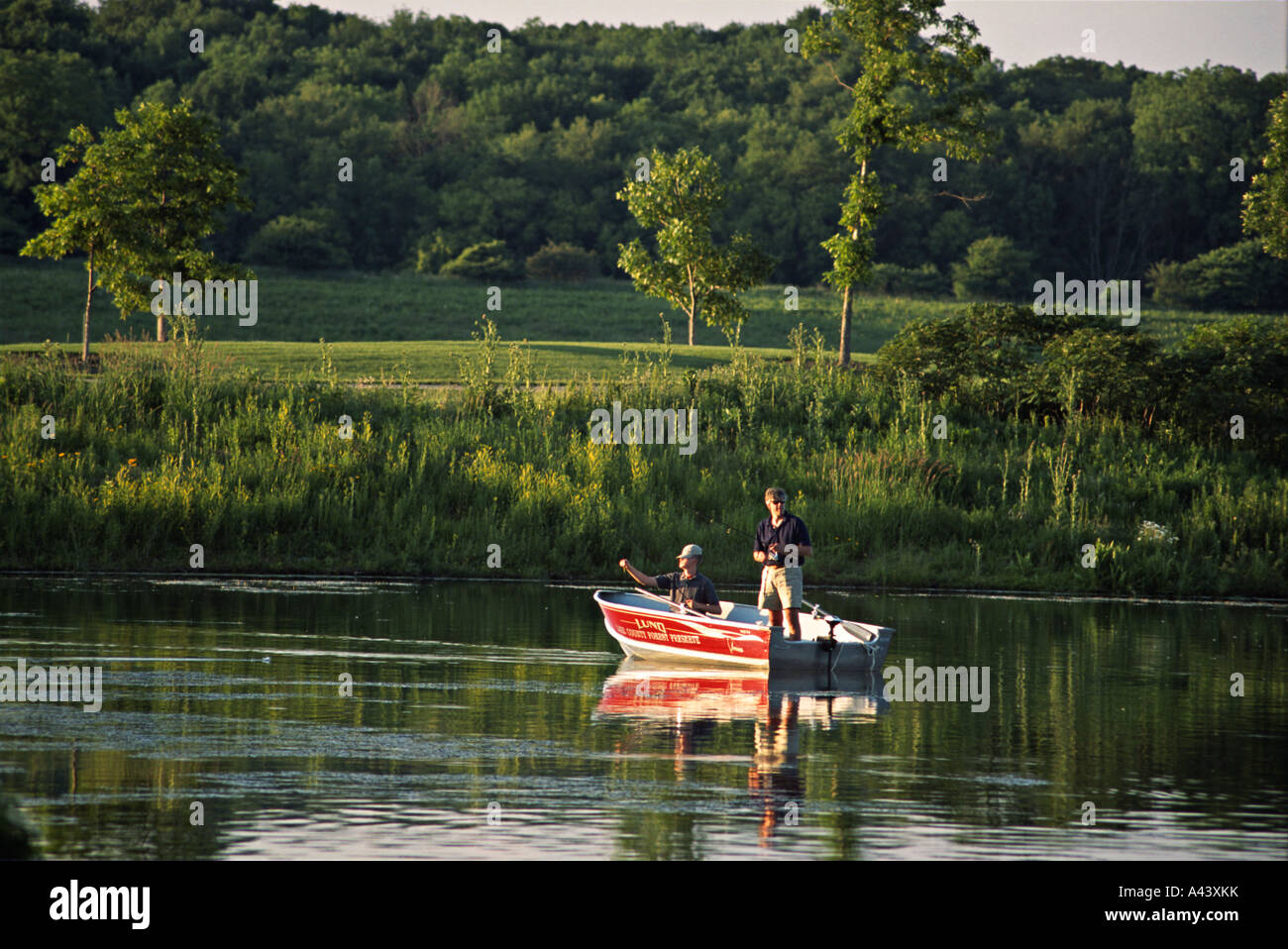Spin cast hires stock photography and images Alamy