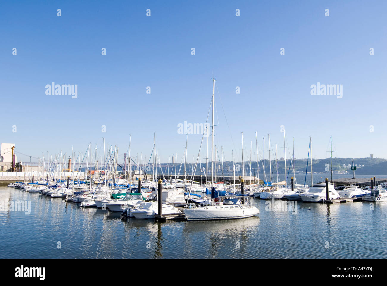 Riverside harbour DOCA DO BOM SUCESSO in the district of BELEM in