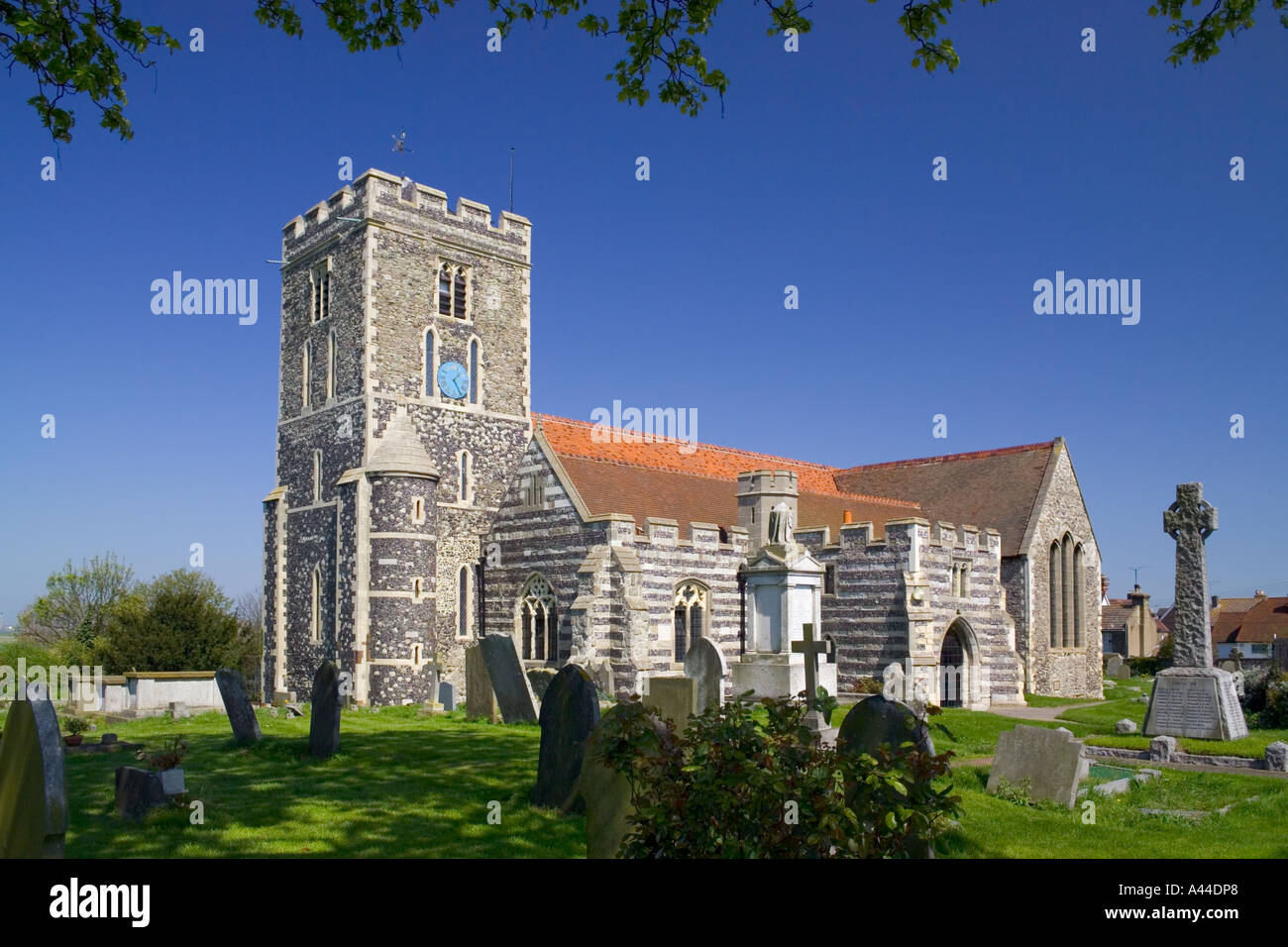 St Margarets Church Cliffe Kent Stock Photo Alamy