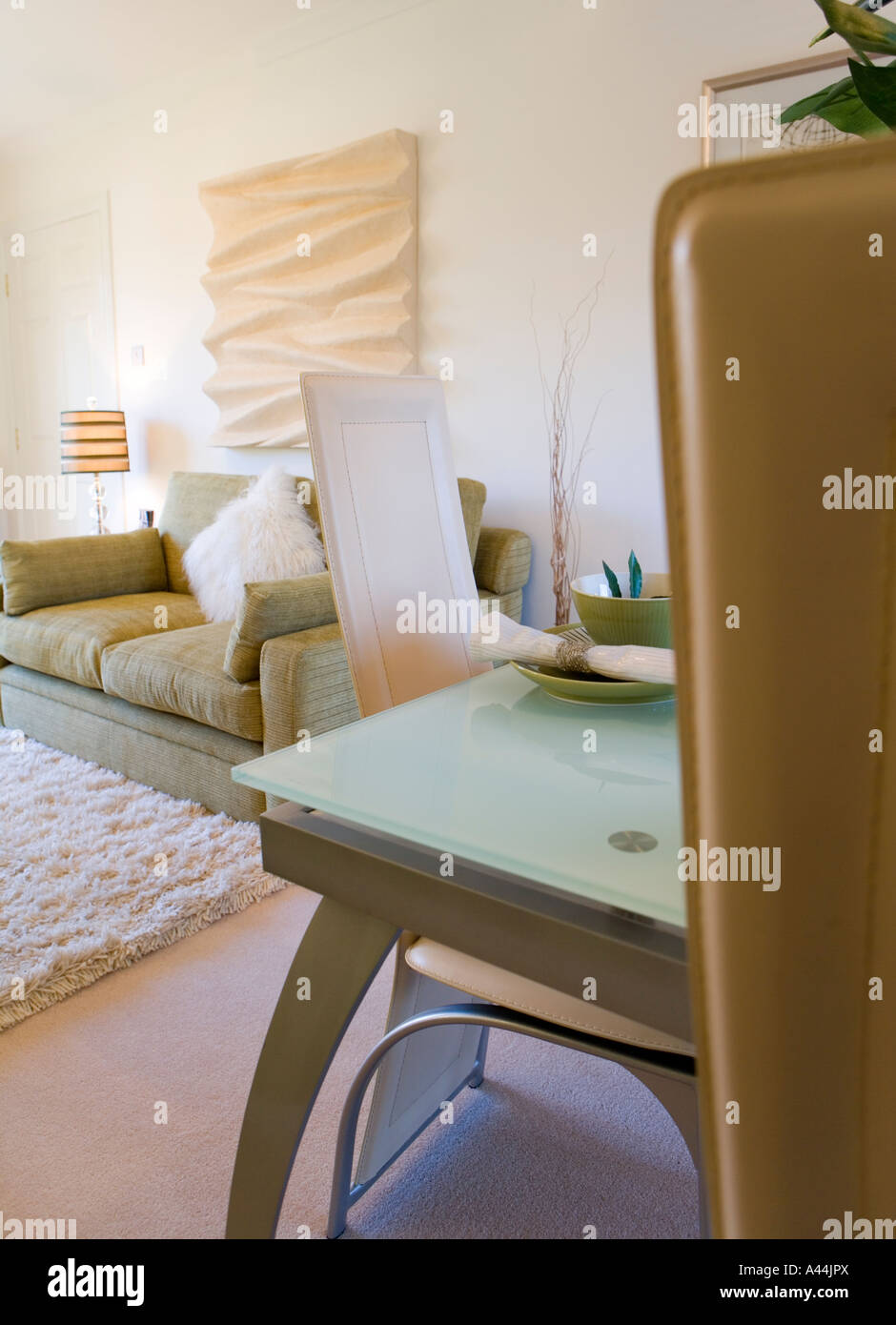 A CONTEMPORARY HOME INTERIOR Stock Photo