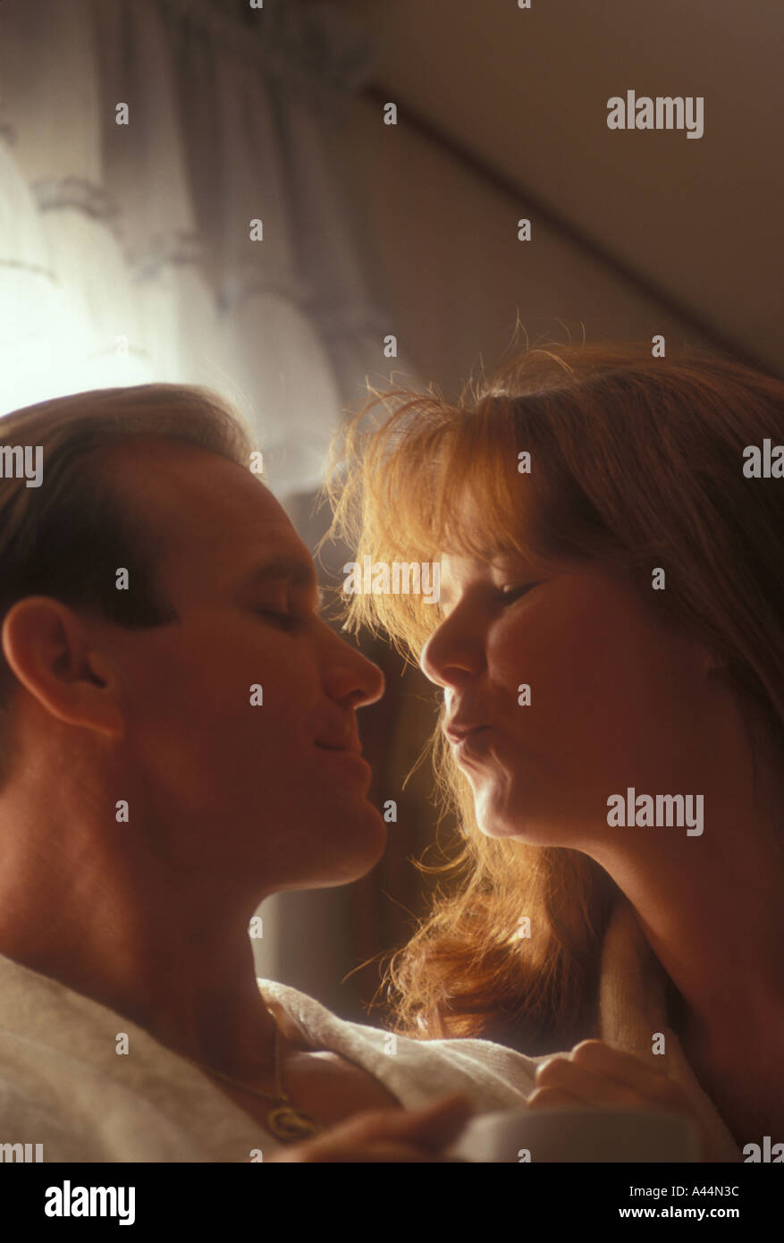 Couple kiss lips close up hires stock photography and images Alamy