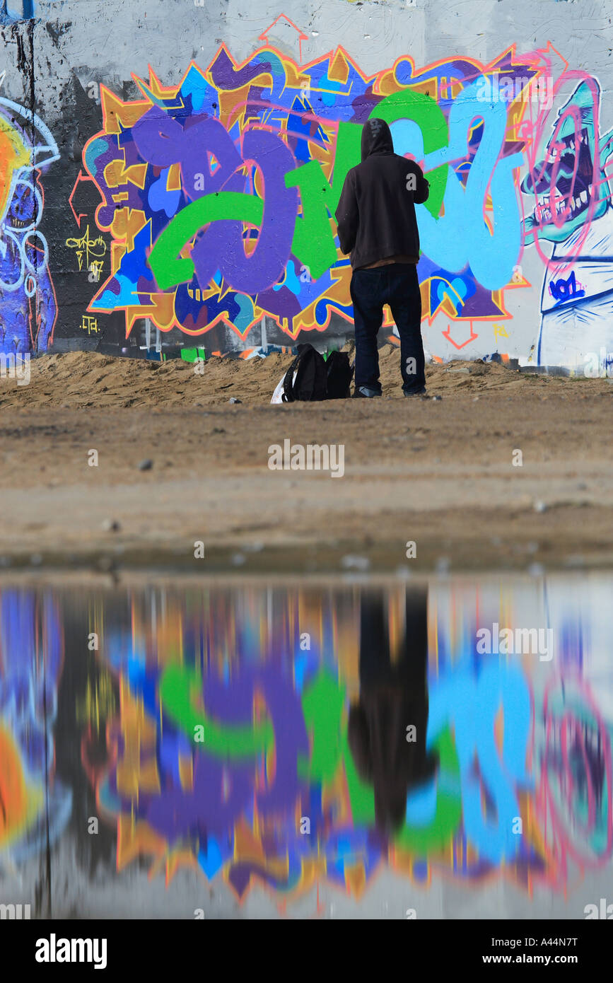 Graffitti Artist High Resolution Stock Photography and Images - Alamy