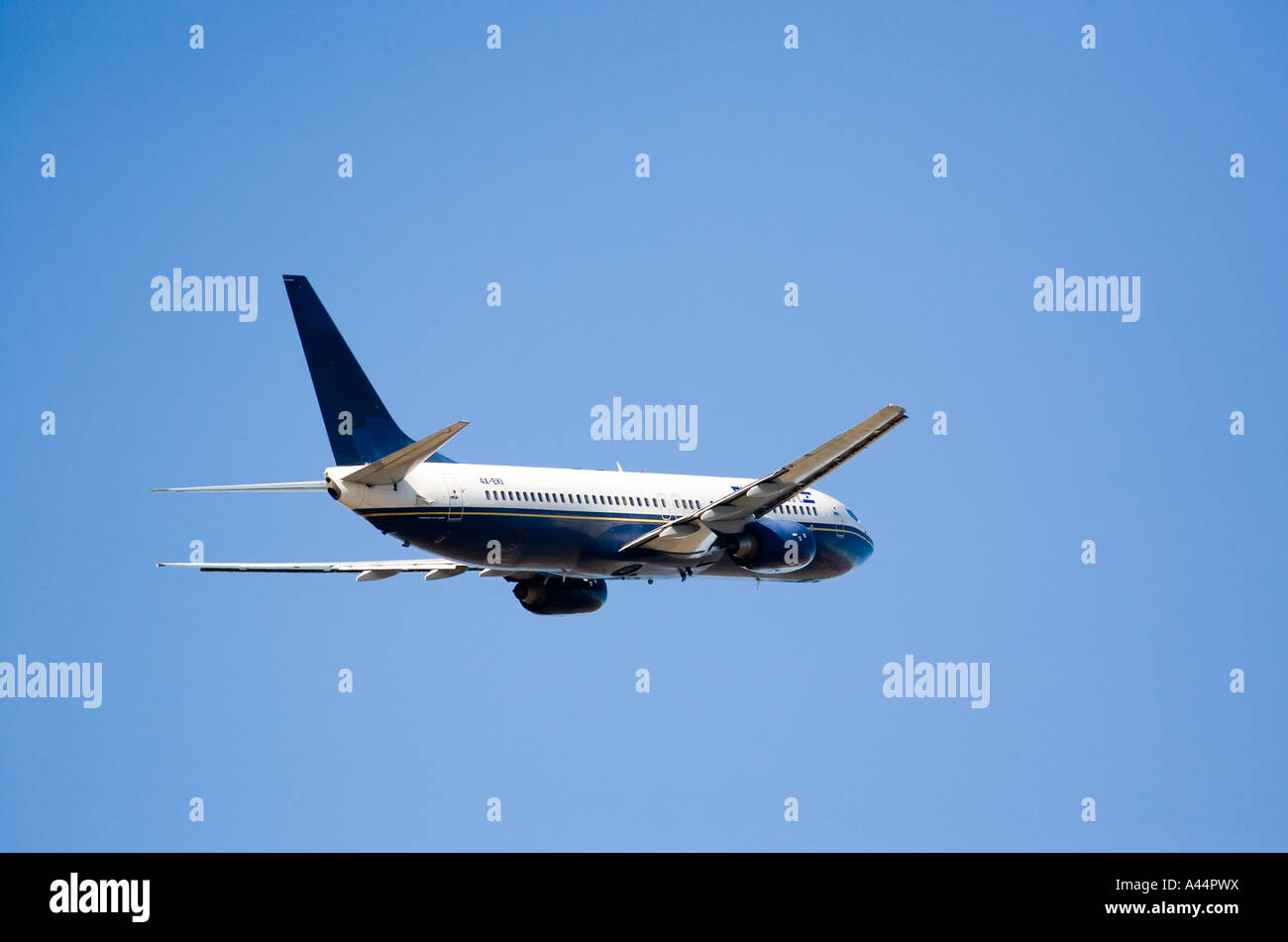 Boeing 737-200 taking off Stock Photo