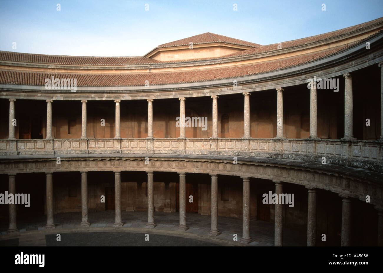 The rounded courtyard at the Palace of Charles V at the Alhambra ...