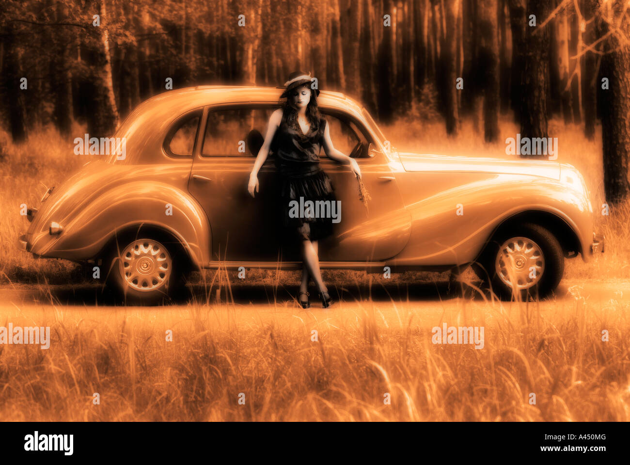 Russian woman 1950s hi-res stock photography and images - Alamy