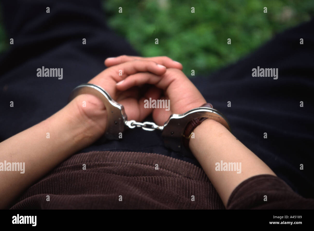 Handcuffed suspect. Juvenile. Kansas City, MO Stock Photo 283017 Alamy