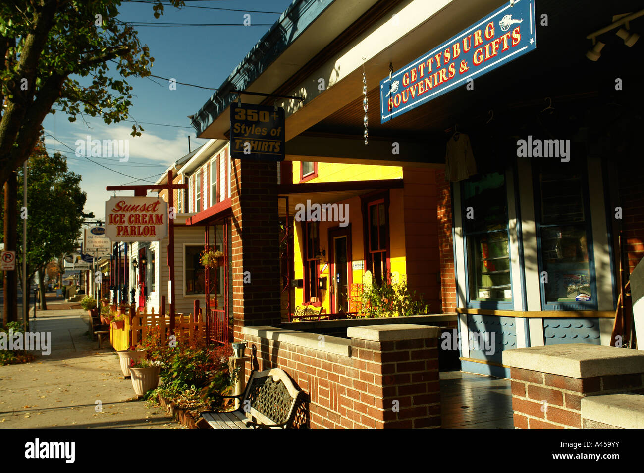 Downtown shops gettysburg hires stock photography and images Alamy