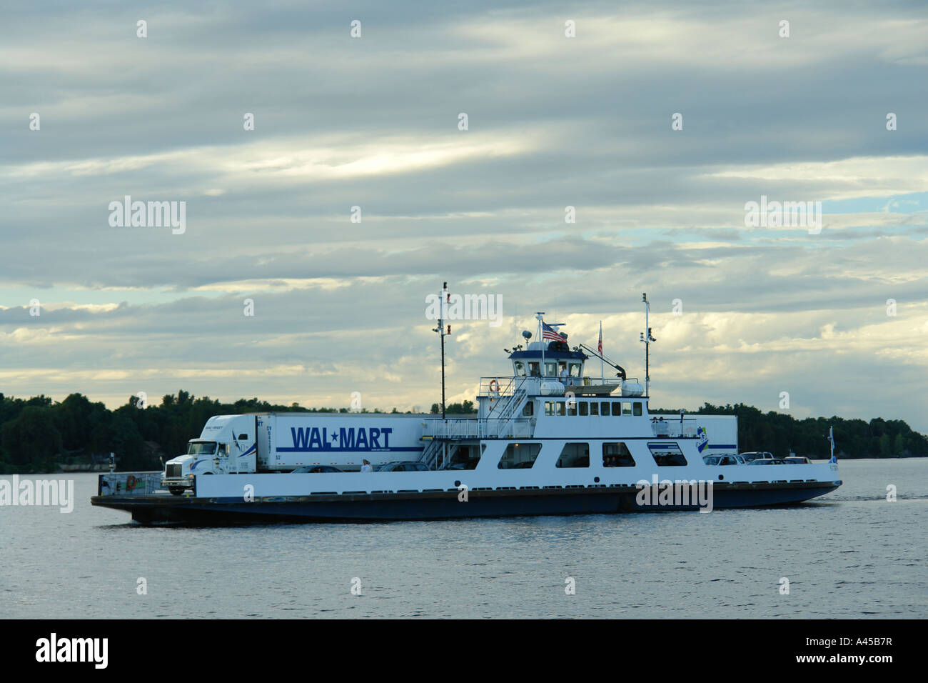 AJD57907, NY, New York, VT, Vermont, Lake Champlain, PlattsburghGrand