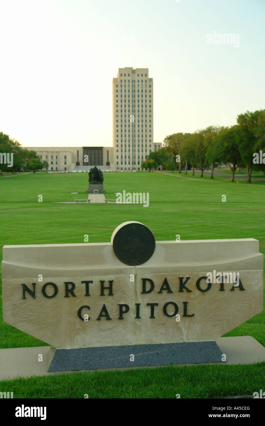 AJD57367, Bismarck, ND, North Dakota, State Capitol Stock Photo