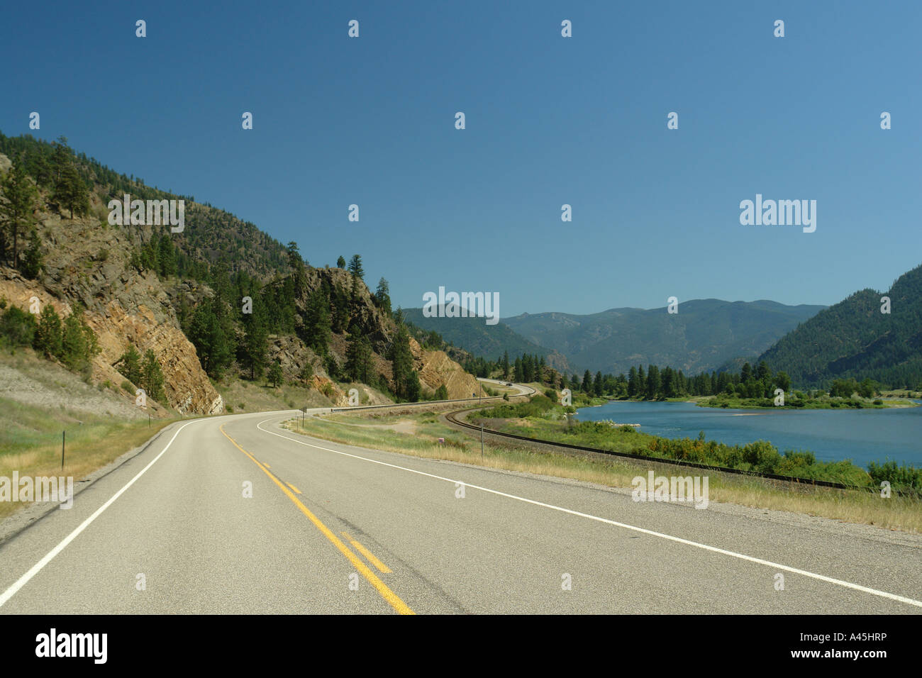 AJD56376, Plains, MT, Montana, Clark Fork River, road Stock Photo Alamy