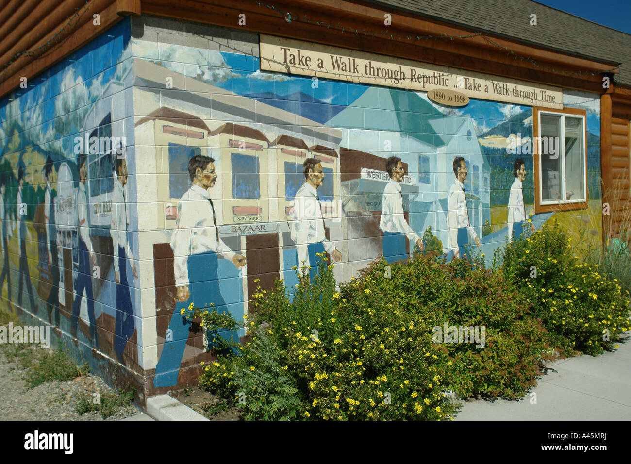 AJD55834, Republic, WA, Washington, downtown, City Hall, wall mural Stock Photo Alamy