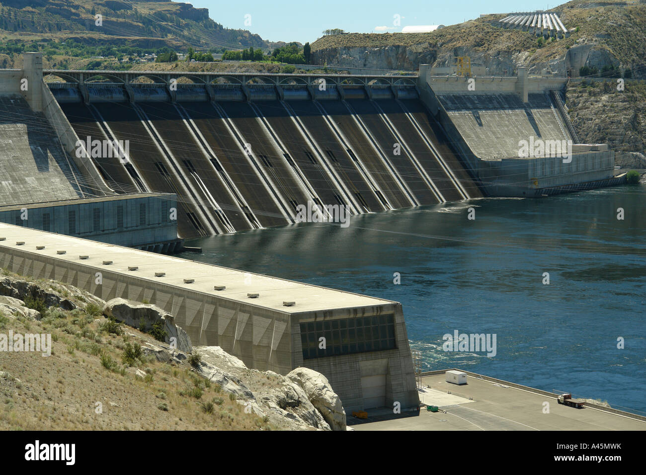 AJD55859, Coulee Dam, WA, Washington, Grand Coulee, Columbia River, Lake Franklin D. Roosevelt National Recreation Area, Banks Stock Photo