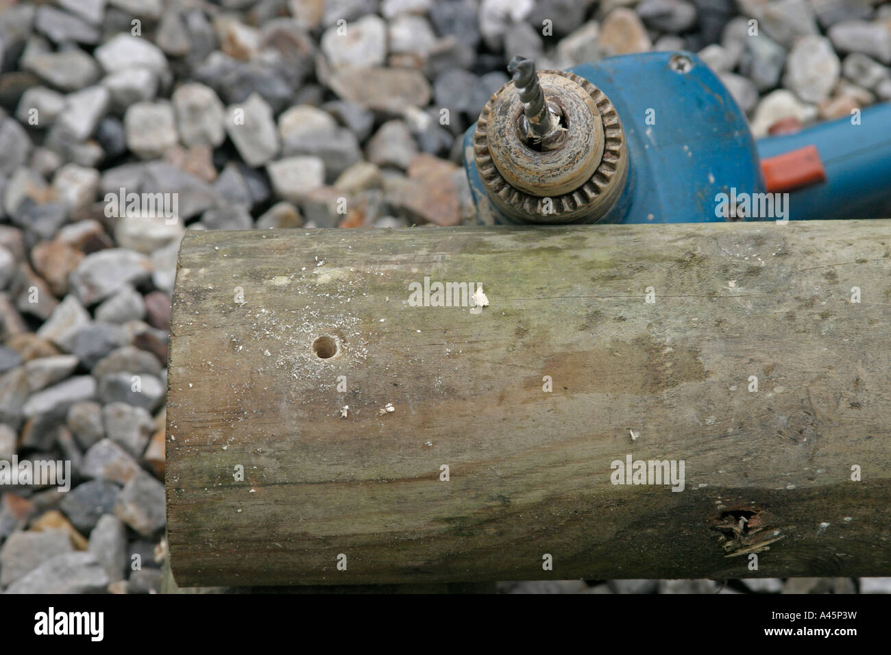 BUILDING A HERB PLANTER STEP 3 DRILL 6MM HOLES IN THE END OF THE TIMBER
