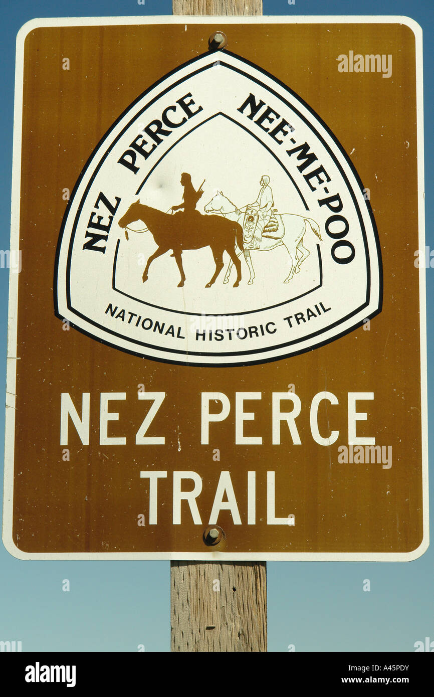 AJD56166, Grangeville, ID, Idaho, Camas Prairie, Nez Perce National Historic Trail, road sign Stock Photo