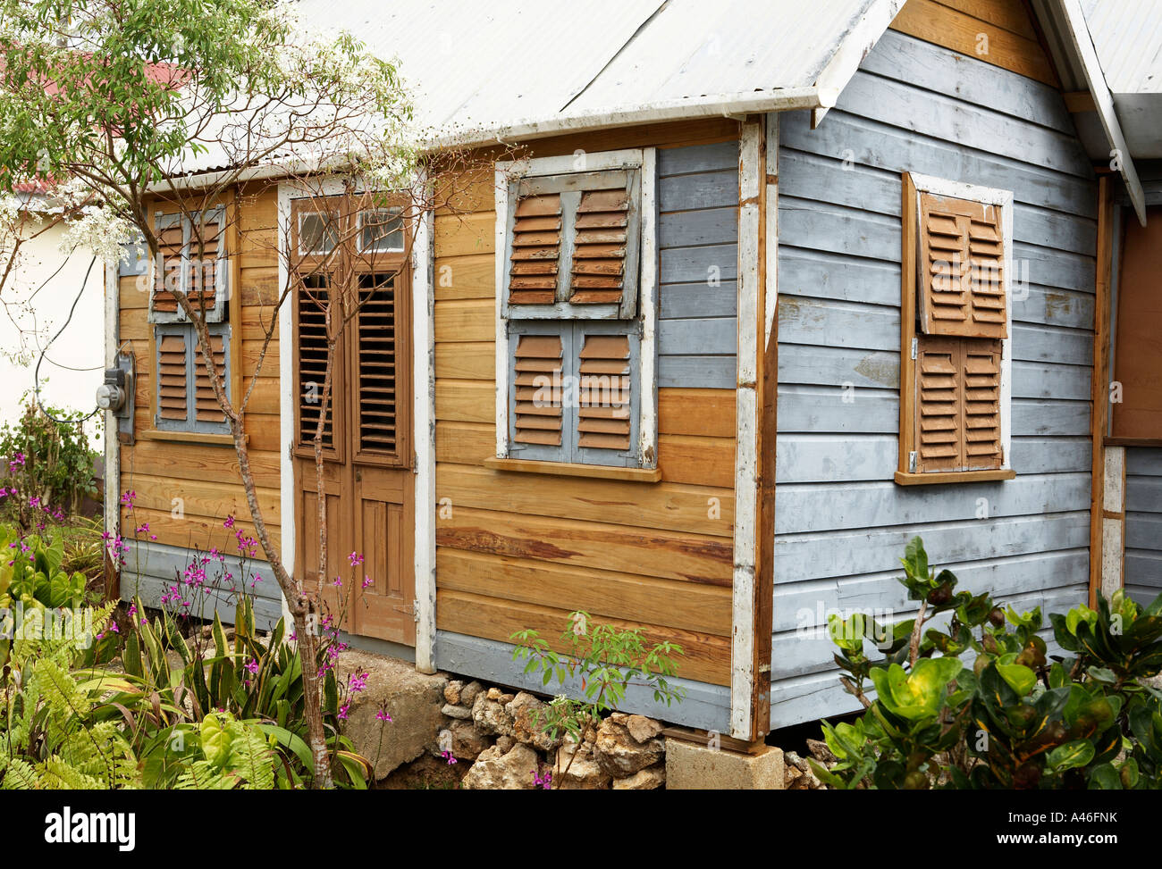 Traditional chattel house in Barbados Stock Photo Alamy