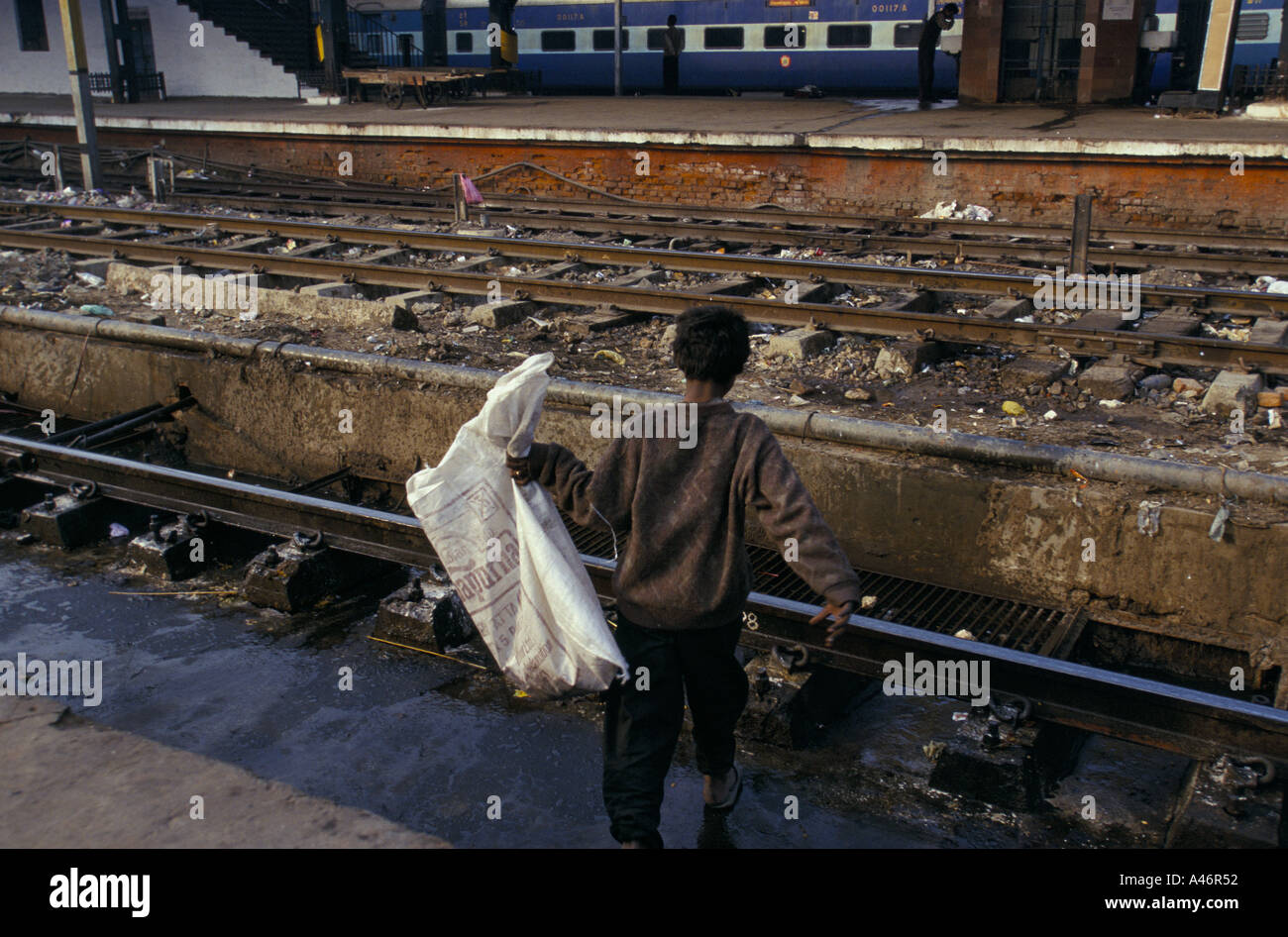 The rag picker hires stock photography and images Alamy