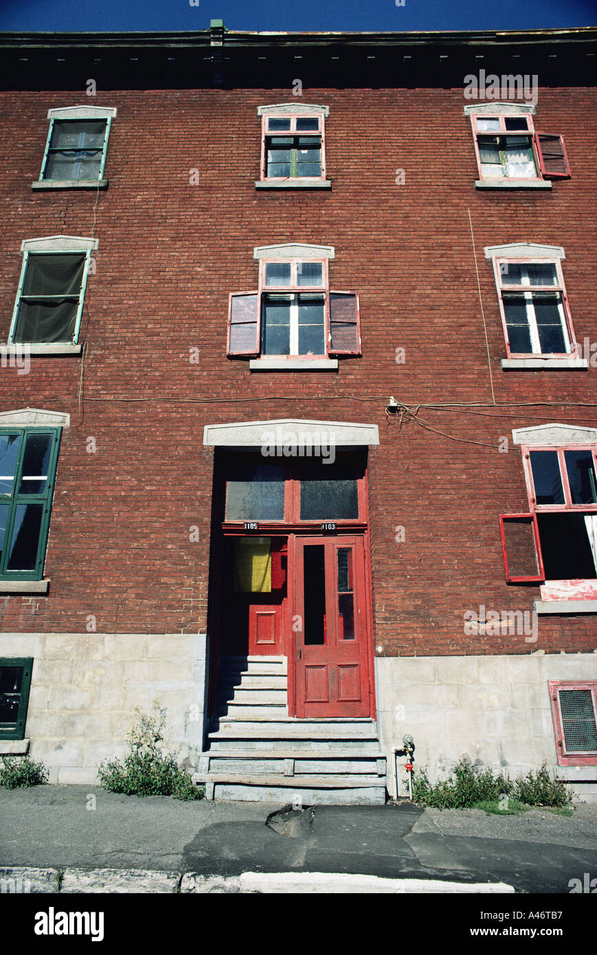 Ruined Apartment High Resolution Stock Photography and Images Alamy