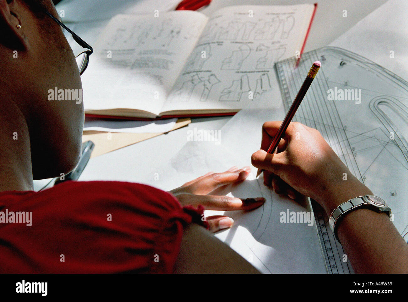 African student class alone hi-res stock photography and images - Alamy
