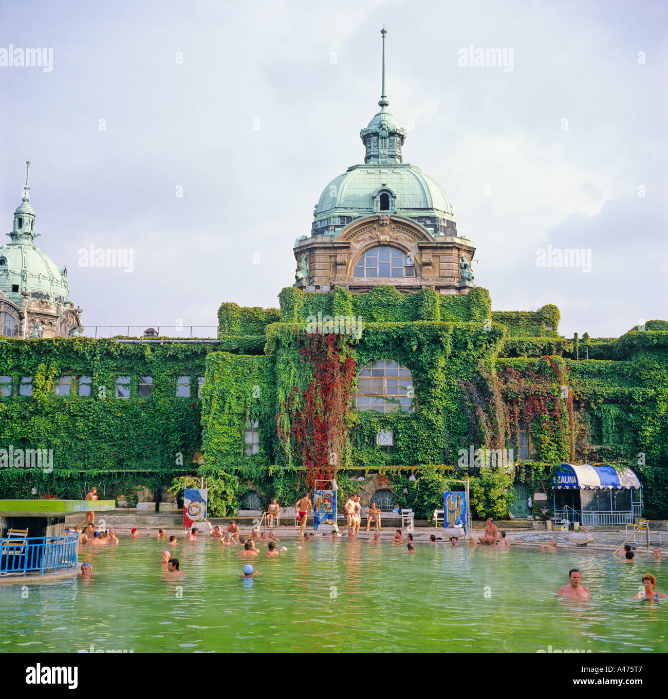 Hungary Pool Building Outdoor swimming pools hi-res stock photography and images - Alamy