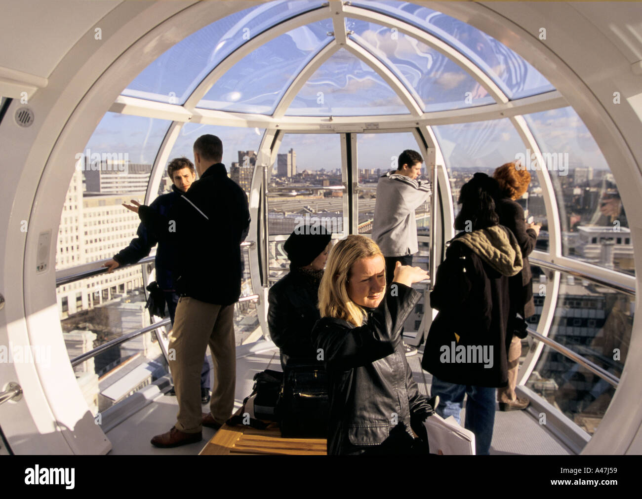 London eye gondola hi-res stock photography and images - Alamy