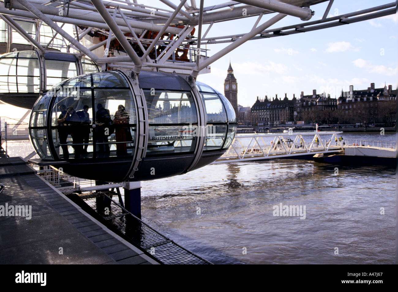 london eye opens the british airways london eye southbank river thames london 2 2 00 2000 Stock Photo