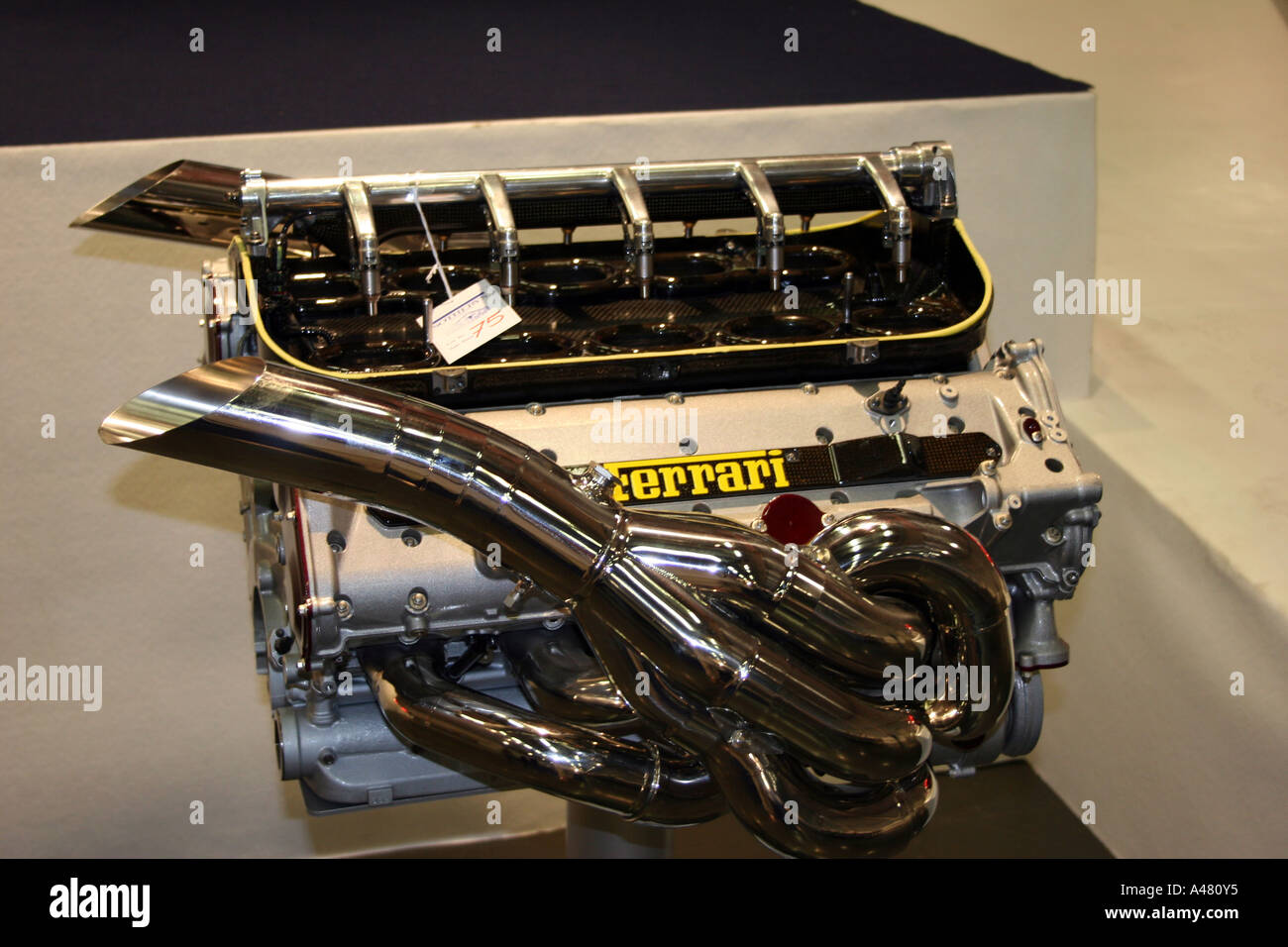 ferrari v10