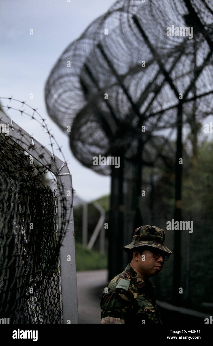 Gurkhas in hong kong hi-res stock photography and images - Alamy