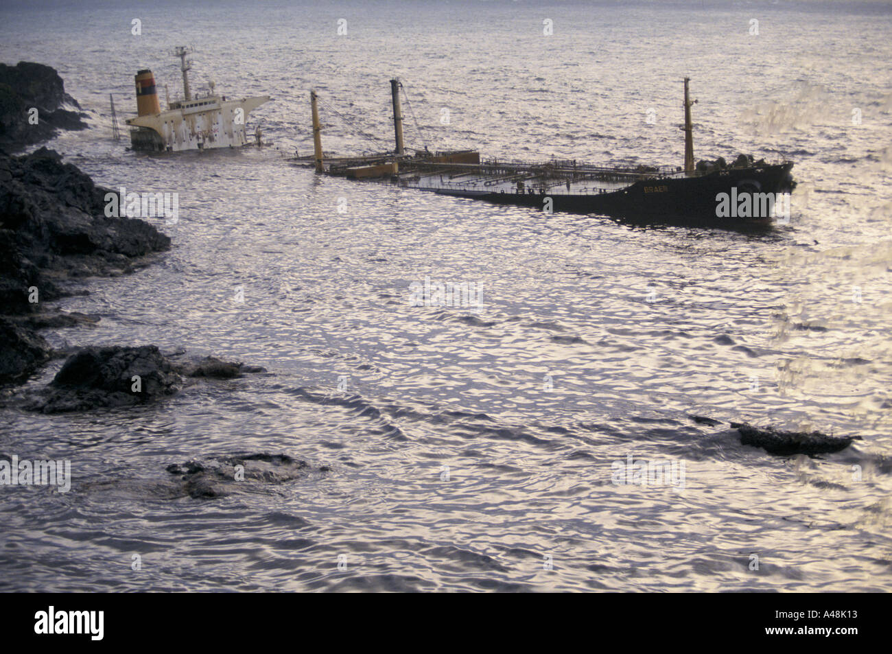 shetland january 1993 braer oil tanker disaster Stock Photo Alamy
