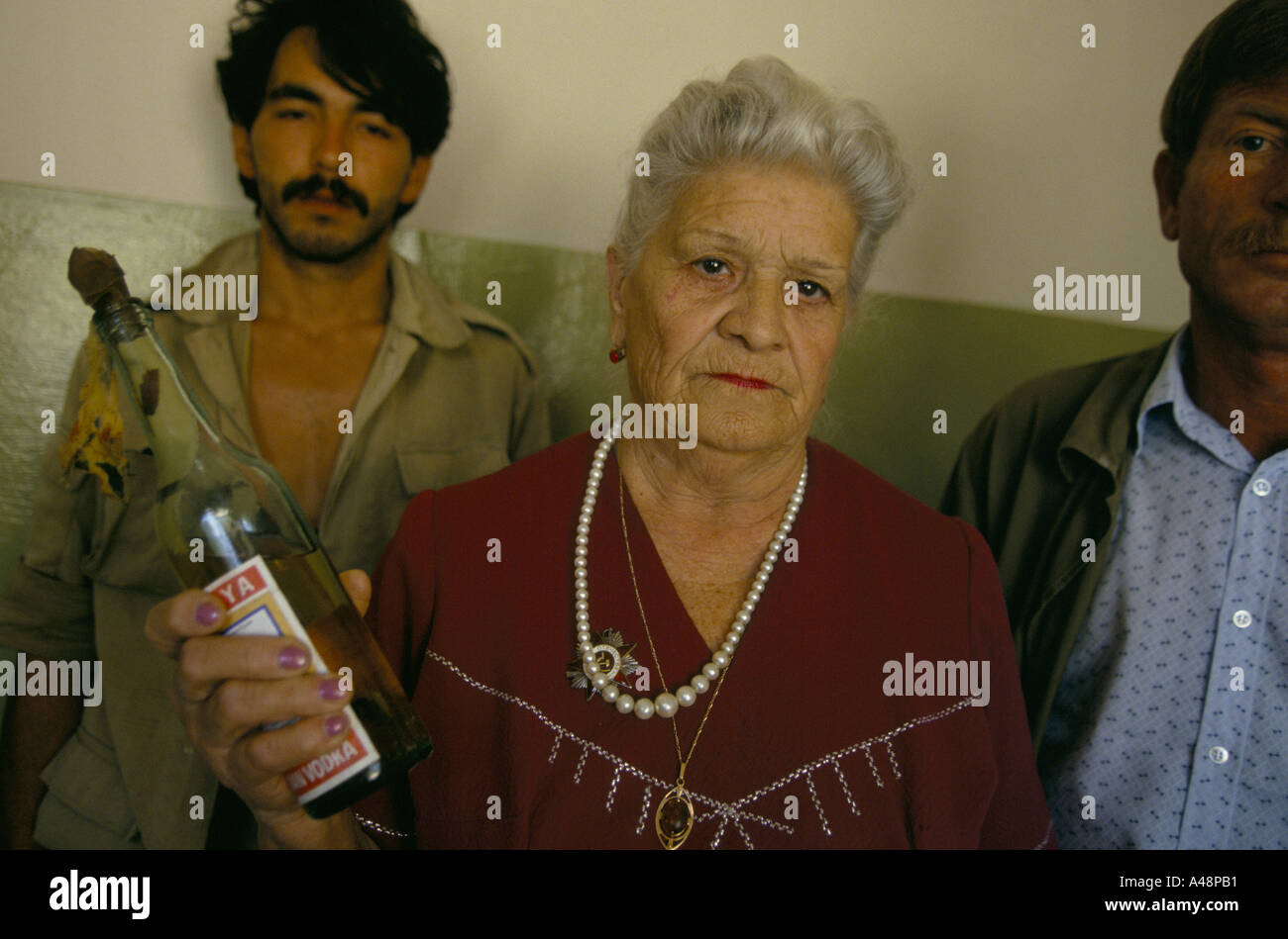 crimea tartars occupy a house in yalta the woman is holding a molotov cocktail june 1994 Stock Photo