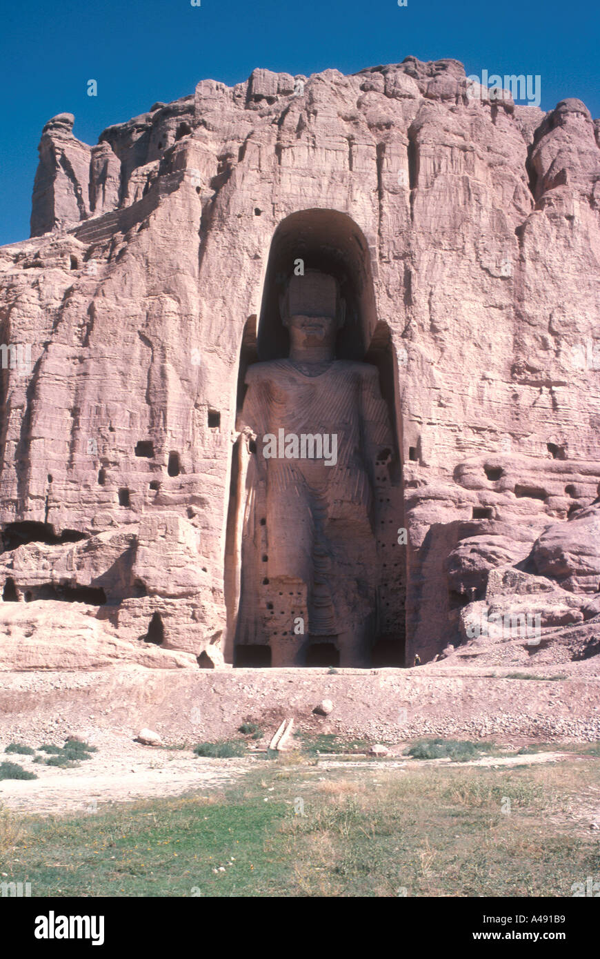 Large Buddha 53 metres 175 feet high Bamiyan Afghanistan taken 1975 Stock Photo