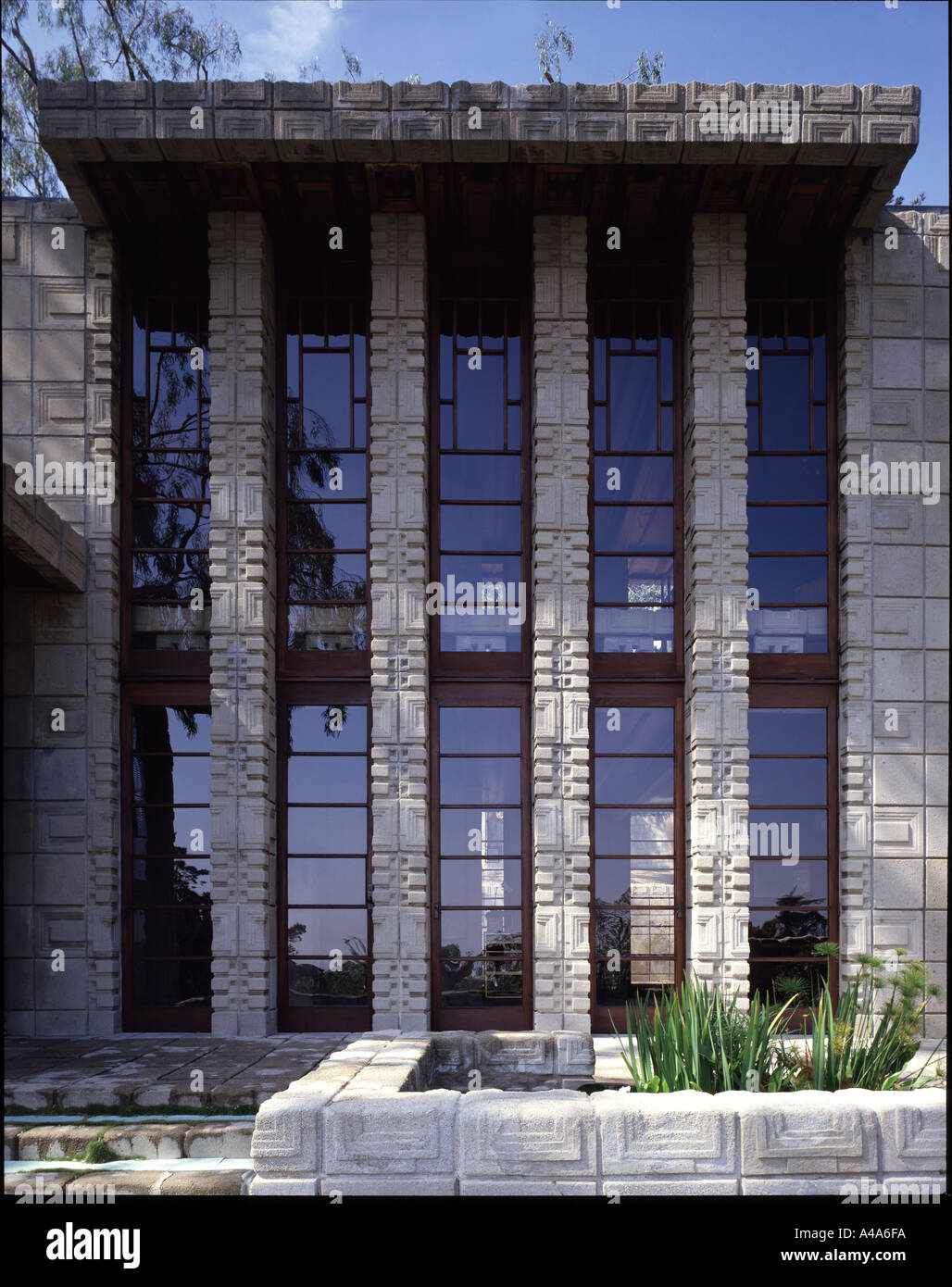 storer house