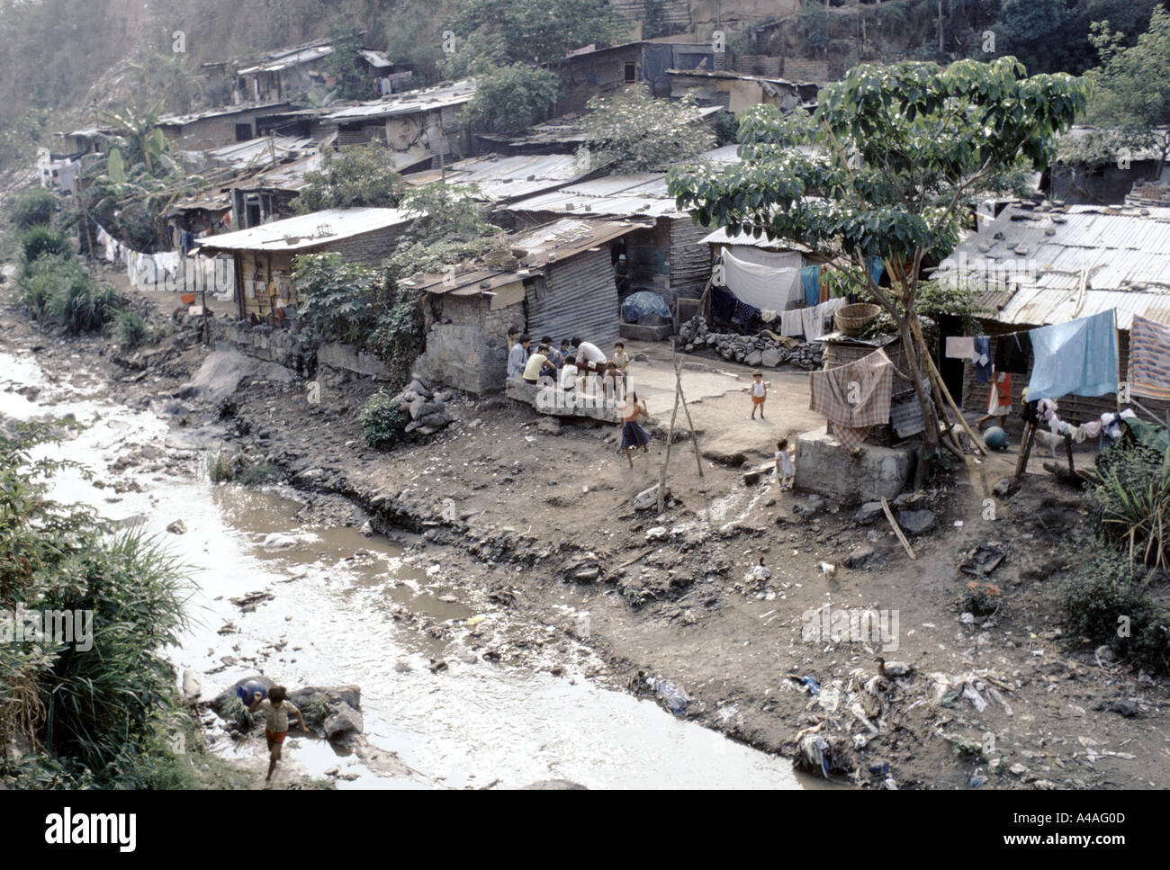 el salvador displaced people terrible living conditions Stock Photo Alamy