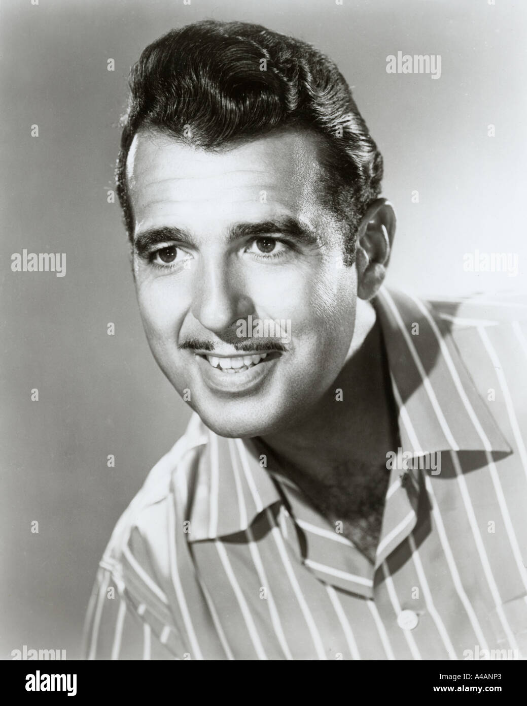 Tennessee ernie ford hires stock photography and images Alamy