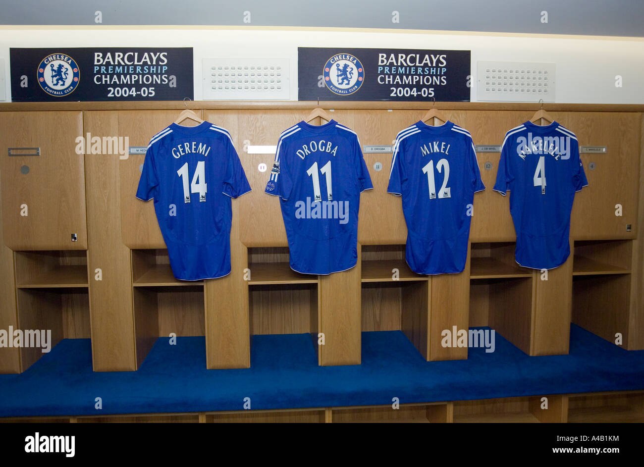Chelsea football club changing room Stock Photo Alamy