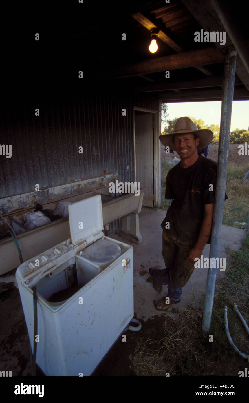 Ringer washing machine hi-res stock photography and images - Alamy