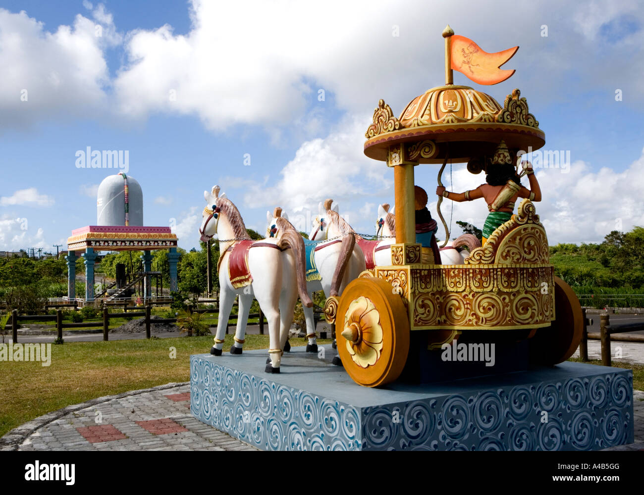 [^Hari ^Hara ^Tamil ^Temple] with ^Krishna and ^Karnam in ^chariot - 'Mauritius' Stock Photo