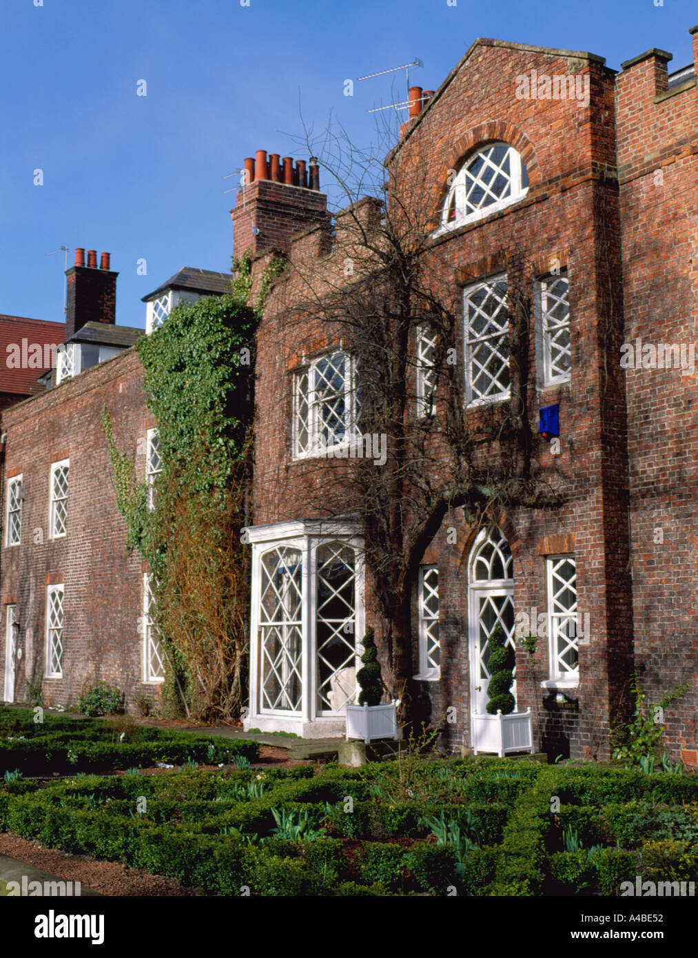 Catherine cookson hires stock photography and images Alamy
