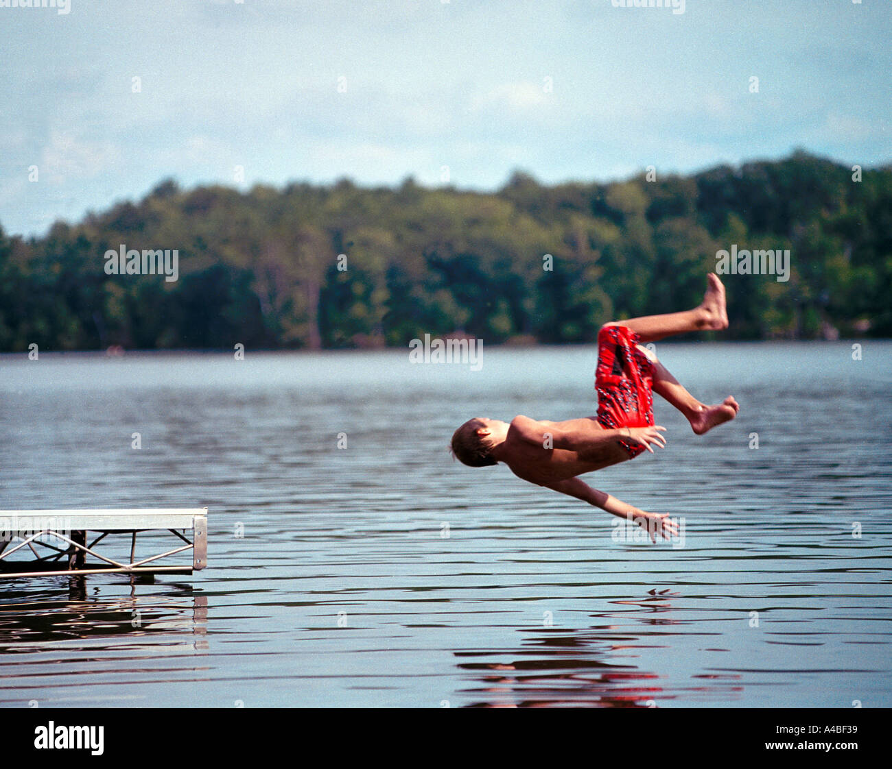 Flying off pier hires stock photography and images Alamy