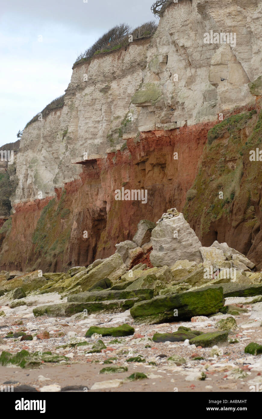 Hunstanton cliffs fossil hi-res stock photography and images - Alamy