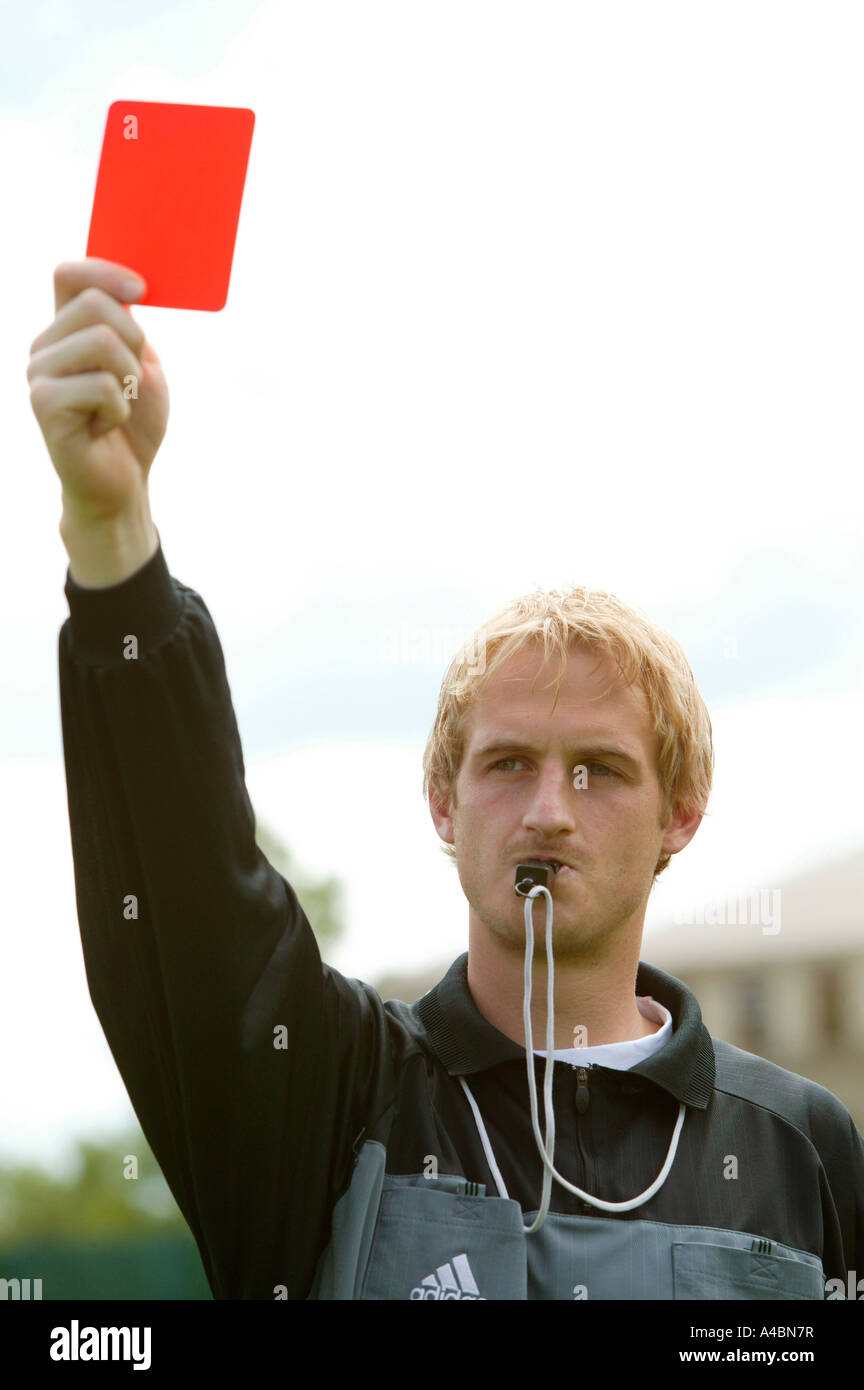 Fussball, soccer referee showing the red card Stock Photo