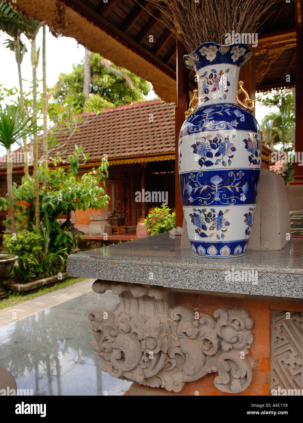 Chinese vase, open air palace reception room at Ubud's Royal Palace, Bali, Indonesia Stock Photo