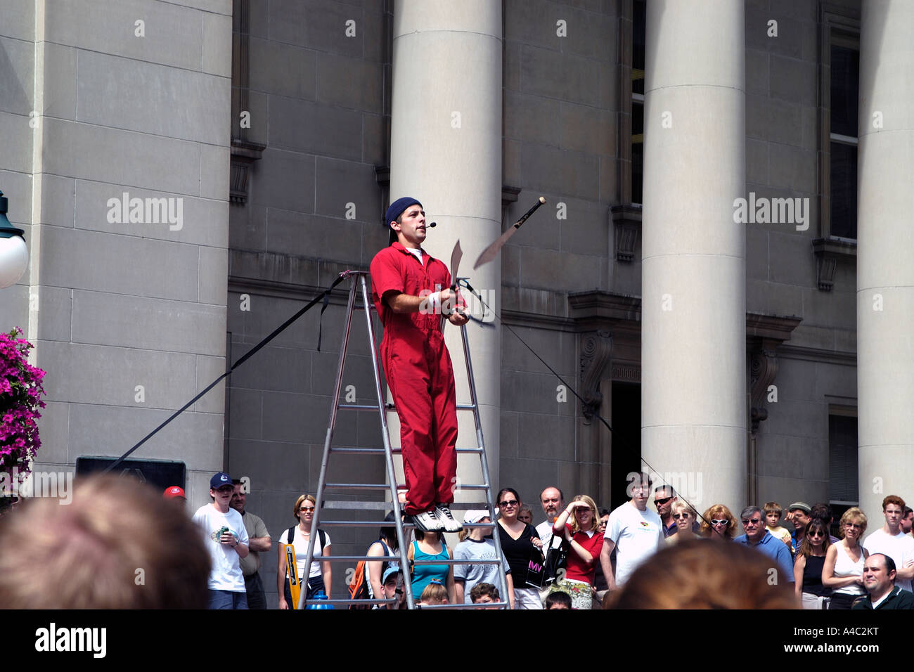Juggling knives hires stock photography and images Alamy