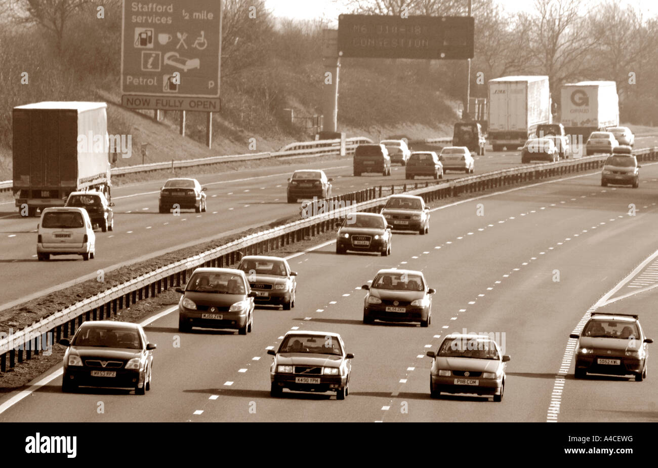 North bound m6 motorway hi-res stock photography and images - Alamy