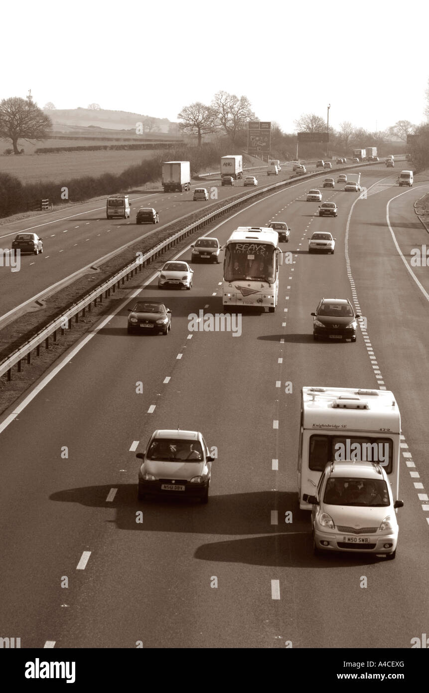 North bound m6 motorway hi-res stock photography and images - Alamy