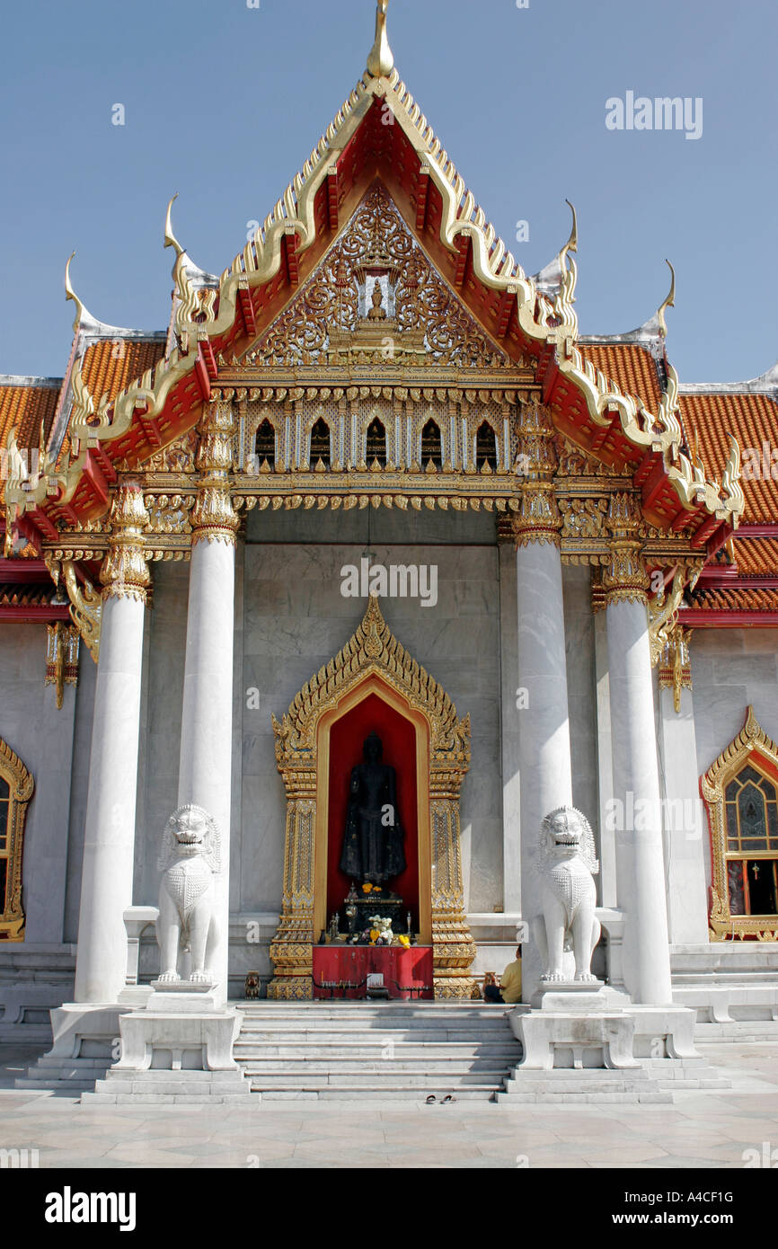Wat Benchamabophit - The Marble Temple in Bangkok Thailand Stock Photo ...