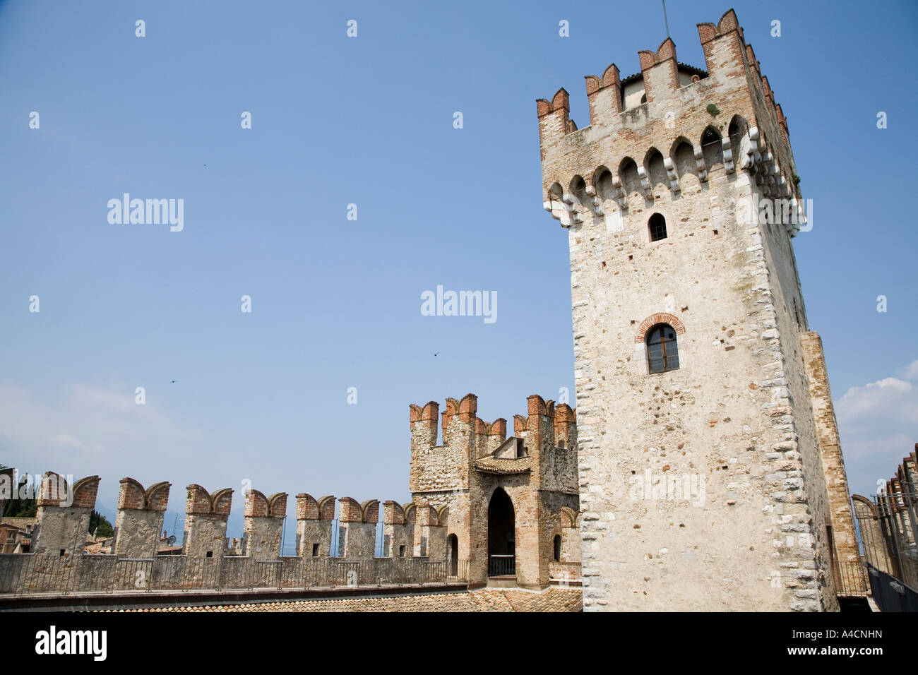 Sirmione castle ramparts Stock Photo - Alamy