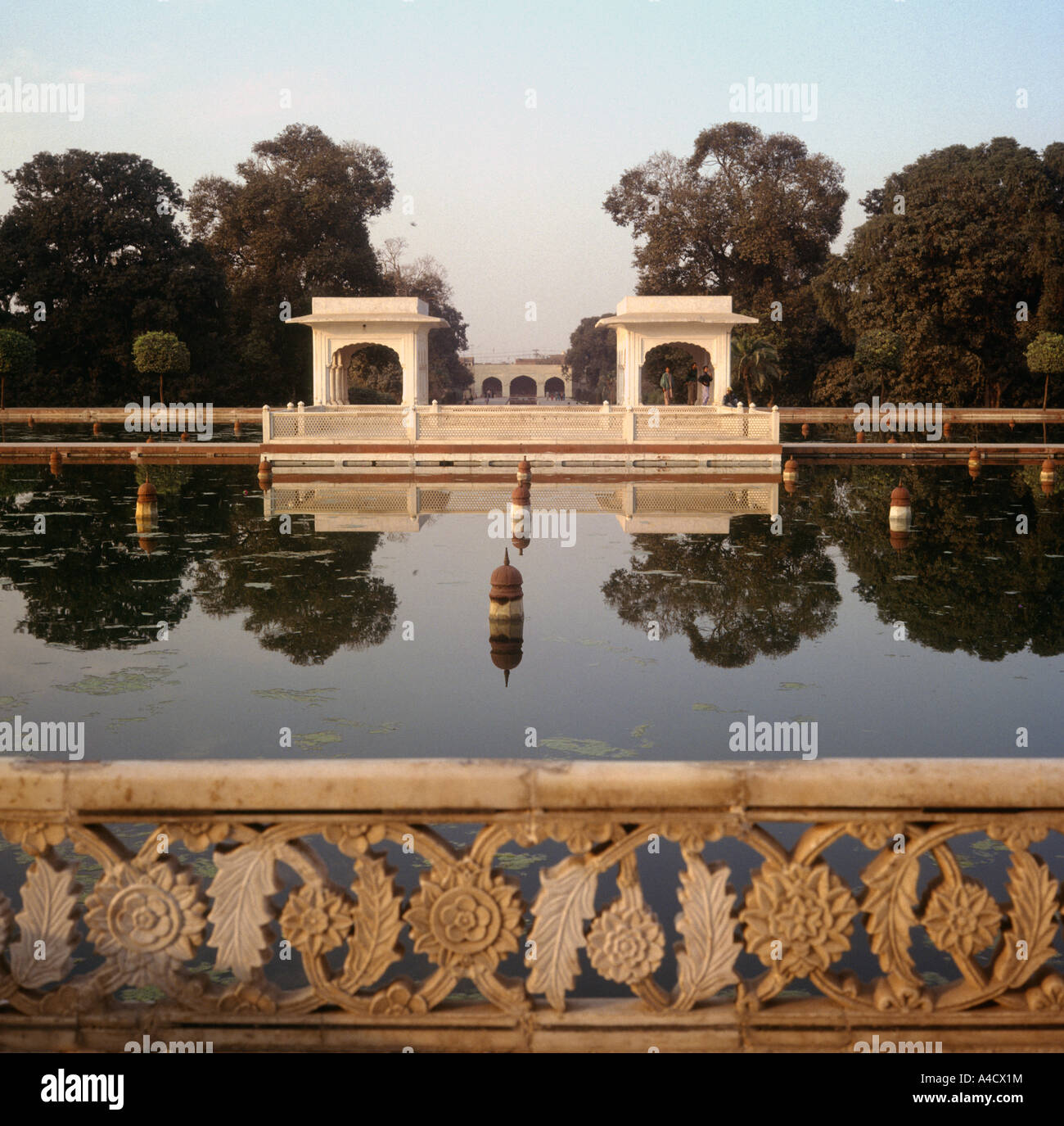 Shalimar garden lahore pakistan hires stock photography and images Alamy