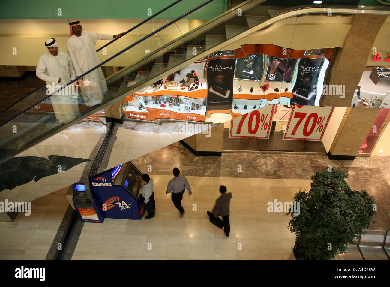 People shopping in the Abu Dhabi Mall, Abu Dhabi city,  UAE Stock Photo